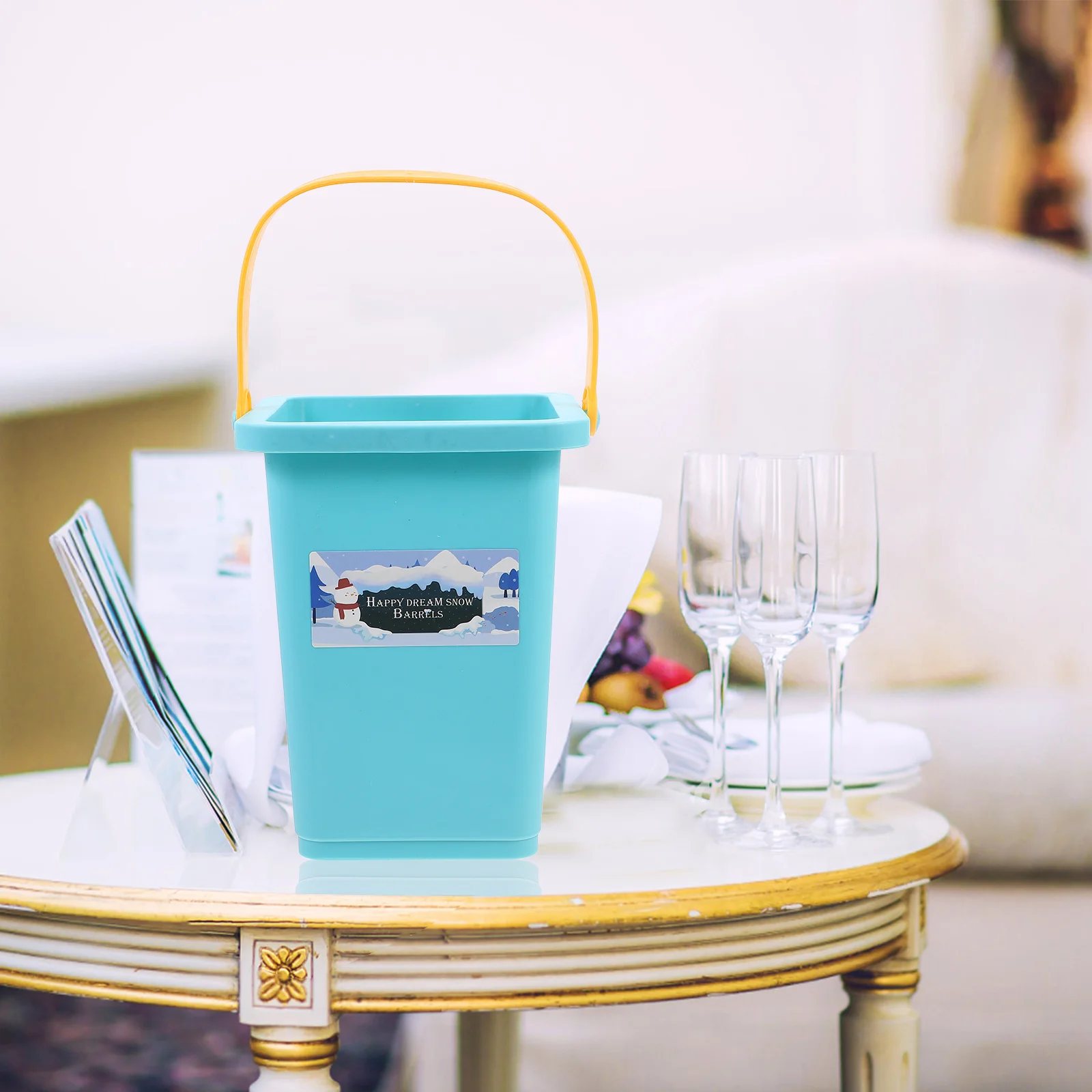 

Ice Cube Bucket Large Capacity Plastic Beverage Cooler Bucket with Handle for Party Bar Beer Wine Storage Reusable Ice Container