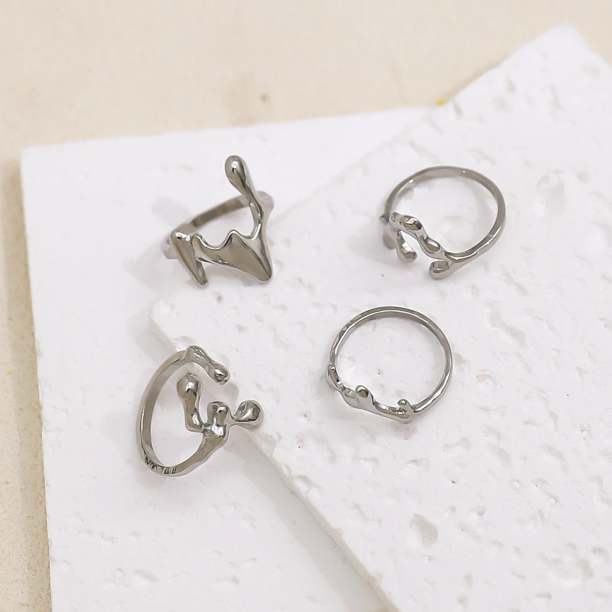 4Pcs Vintage Irregular Lava Open Ring Set for Women