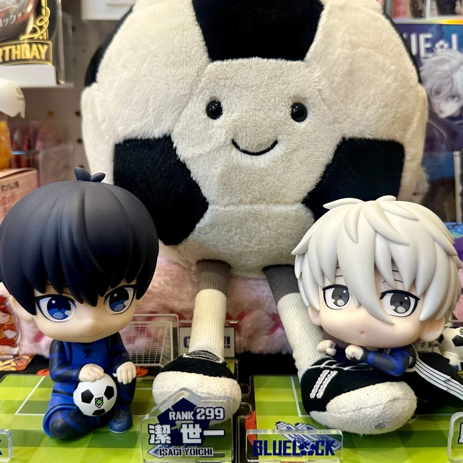 Blue Lock Kawaii Nagi Yisagi Isagi Yoichi Sitzende Action Figur Puppe Tabletop Modell Anime Peripherie Kreative Geburtstag Geschenk Spielzeug