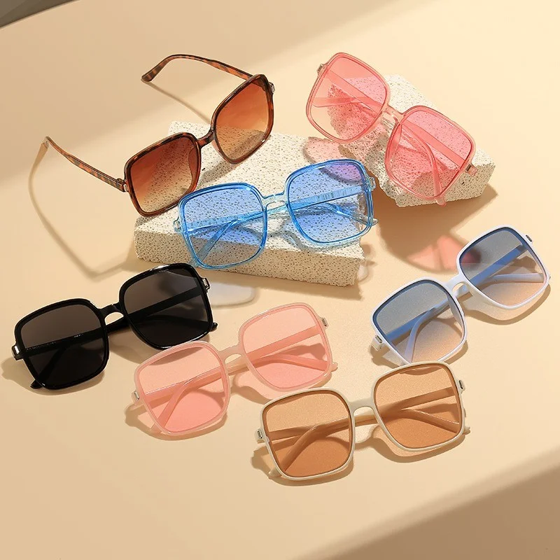 7 Stück Sonnenbrillen für Damen, trendige UV-Schutz-Retro-Sonnenbrille, Rice Nail, quadratische Sonnenbrille, Farbverlaufs-Sonnenbrille