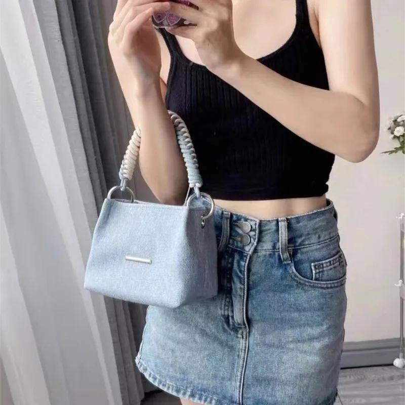 

JIAERDI Холщовая сумка-ведро в стиле Харадзюку, женская минималистичная универсальная сумка премиум-класса с рваной цепочкой и ручкой, женская сумка на плечо Y2K 2025