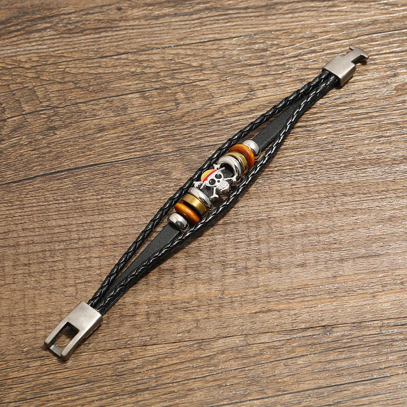 قطعة واحدة أنيمي سوار الرسوم المتحركة الأجهزة الطرفية اللعب لوفي الأوروبية الأمريكية خمر الجلود الكرتون سوار صديق هدية عيد