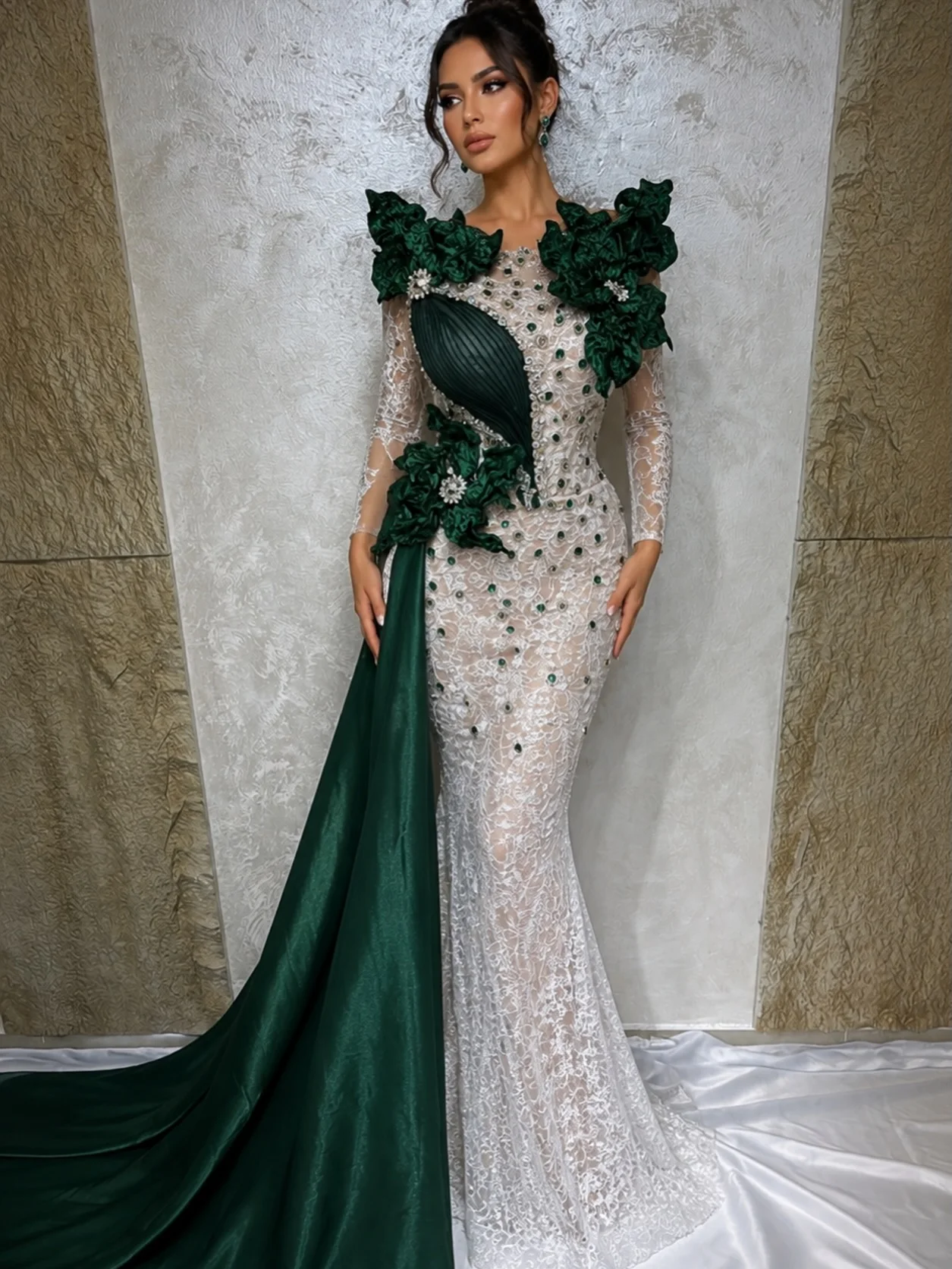 arabic prom dresses 2026 Designer Green Floral Arabic Prom Dress Customized Long Sleeve Women's  Formal Evening Gown Crystals Bride Reception Dresses