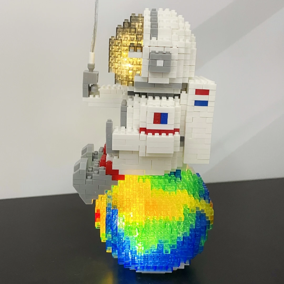 Earth Astronaut Spaceman Balloon Micro Mini Building Blocks Toy:Constructive Learning,Ideal Boys\' Gift, Promote Imaginative Play