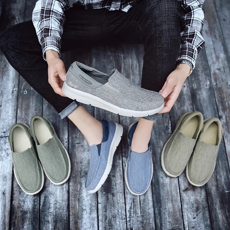 Large Size Outdoor Mens Casual Shoes Denim Canvas Shoes Vulcanize Shoes Fashion Designer Breathable Walking Men Sneakers Loafers