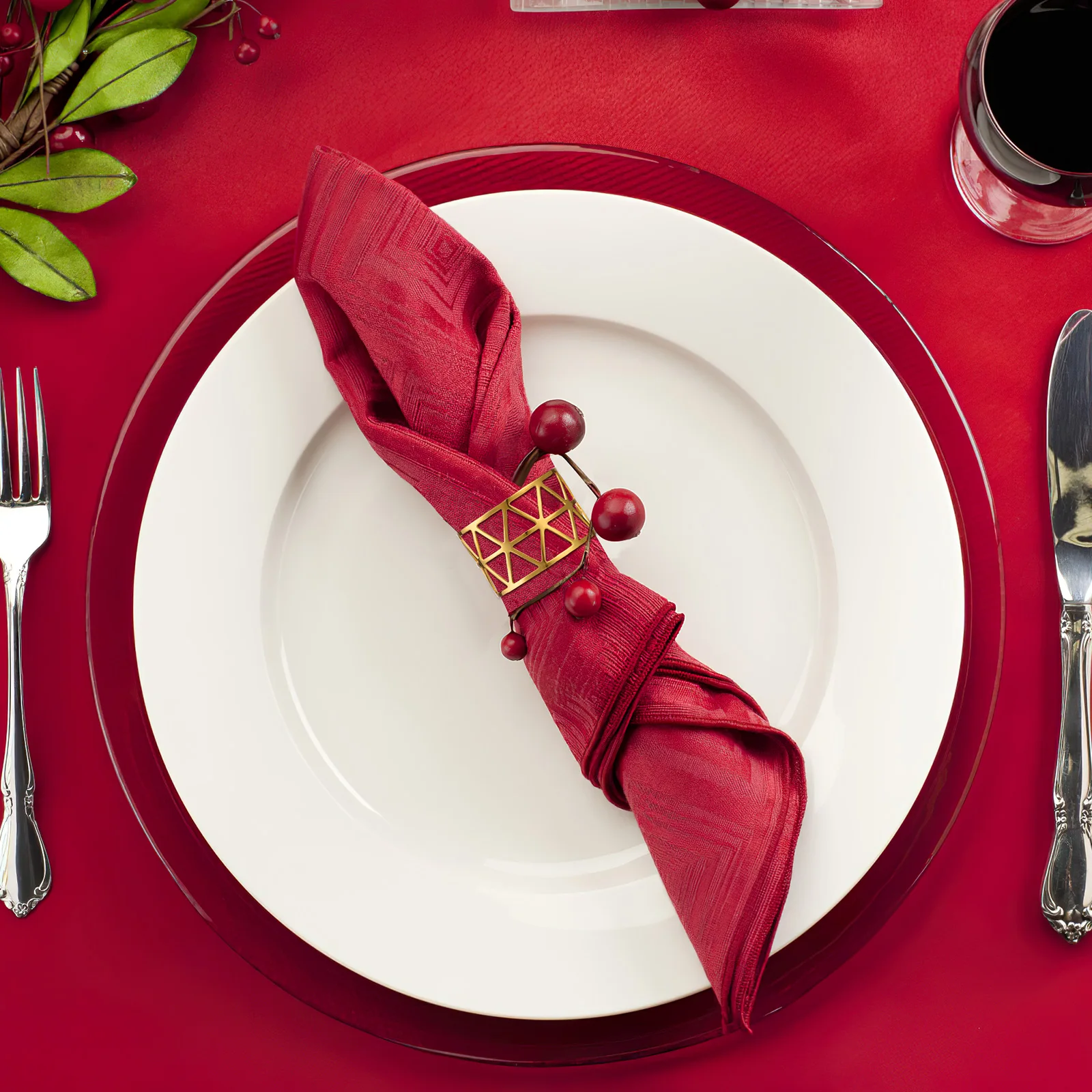 

12 pcs Gold Iron Napkin Rings Hollow Triangle Table Decorations Paper Cloth Holders Classic Metal Finish