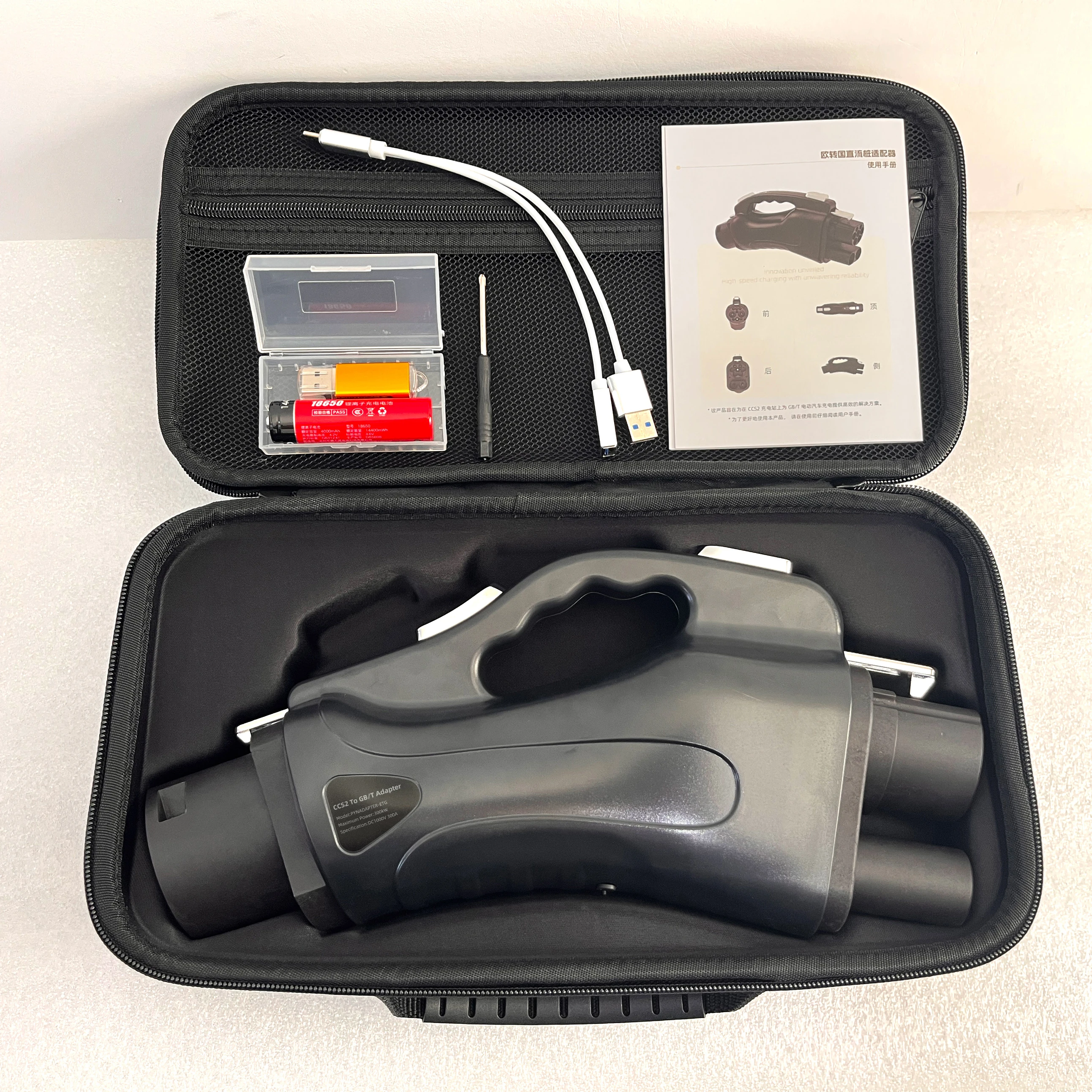 

TARY CCS2 to GBT Adapter 300A IP54 Waterproof Level 3 EV Charger High-Current Fast Charging Connector for New Energy Vehicles