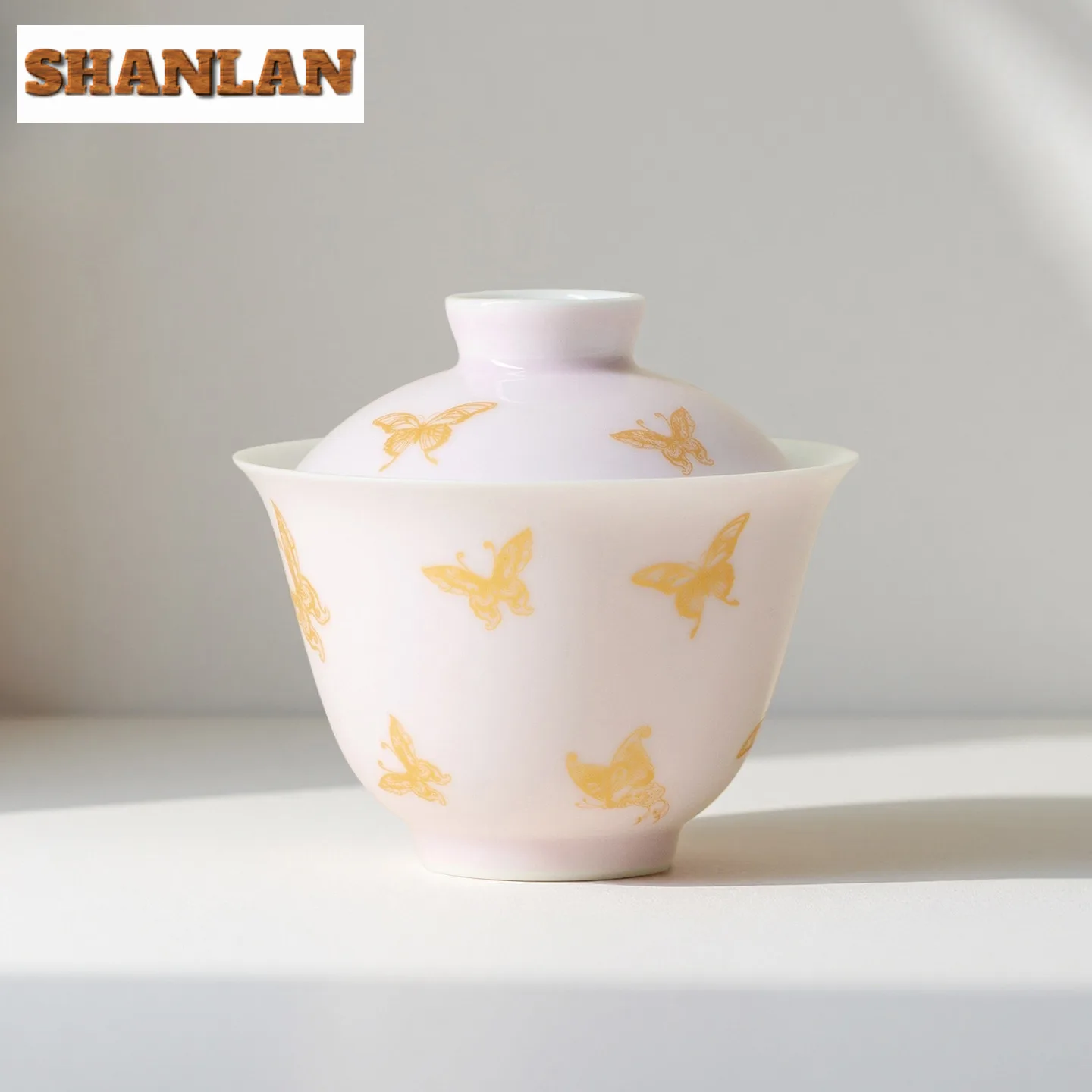 

135ml Gold-stamped Butterfly Gaiwan Zen Tea Tureen Household Tea Bowl With Lid Kit Tea Maker Cover Bowl Tea Ceremony Decoration