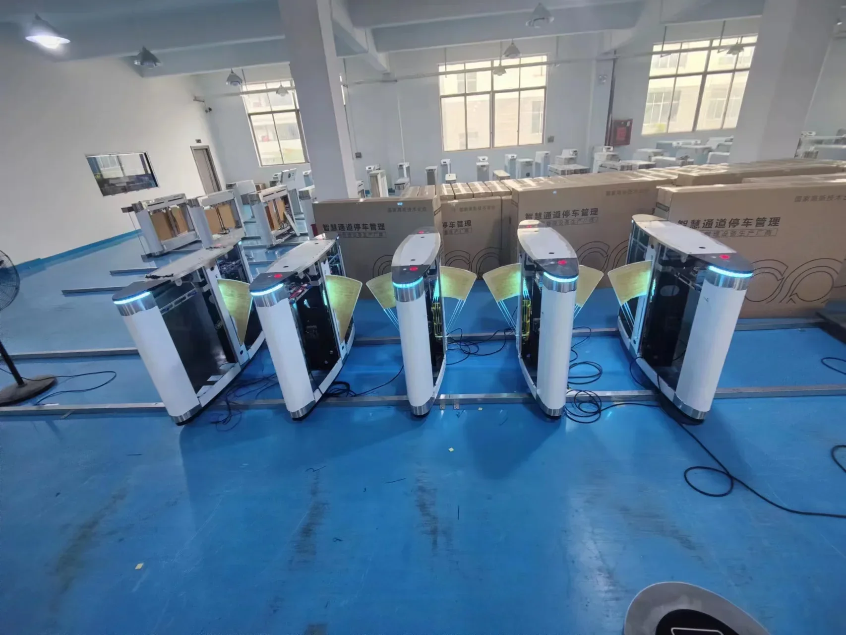 Luxury Security 980mm Height Flap Turnstile QR Code RFID Reader Flap Barrier Gate For Office Hotel
