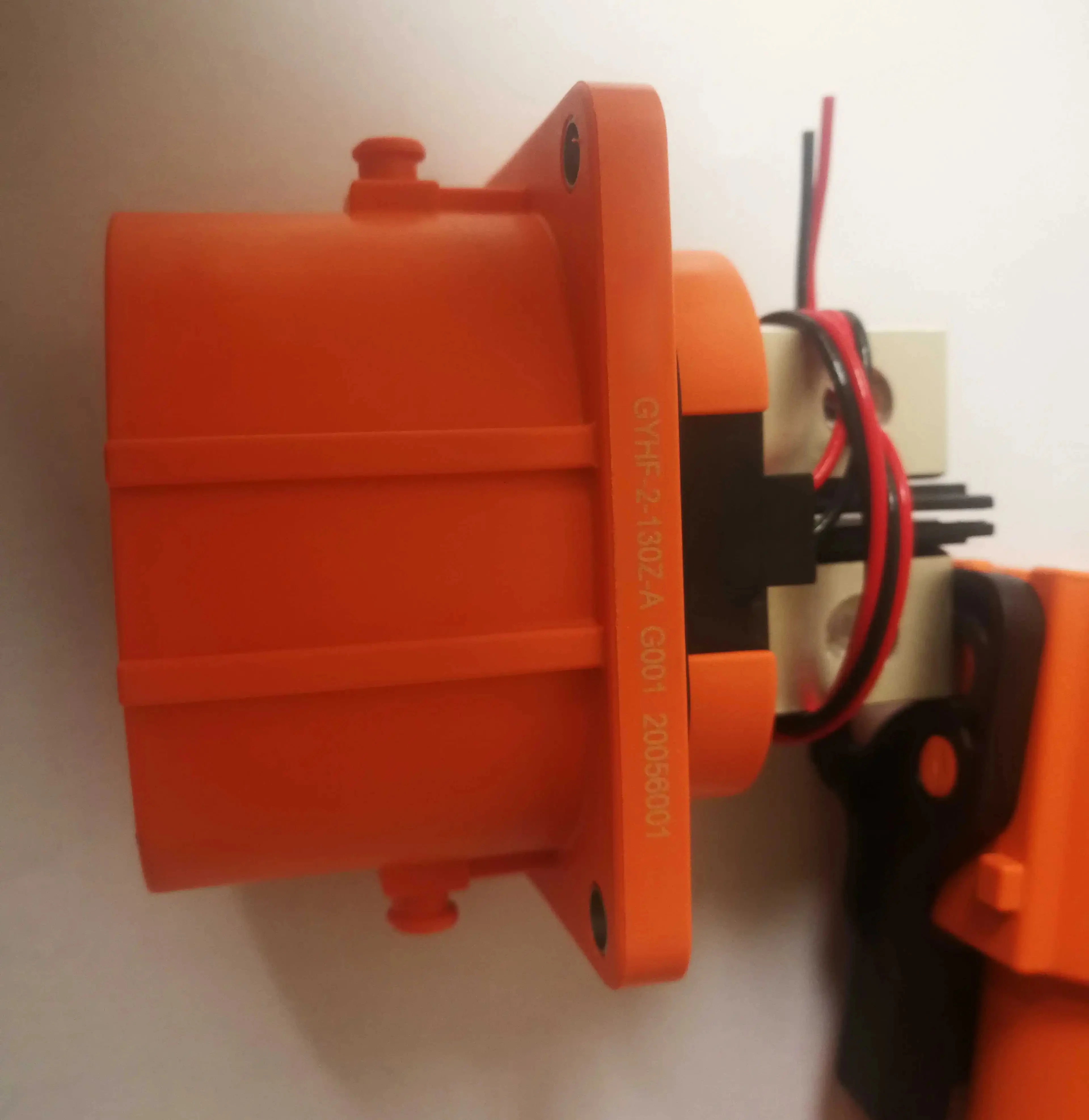 GYHF2-130T-AG003GYHF2-130Z-AG001 Оптоэлектронный разъем высокого напряжения