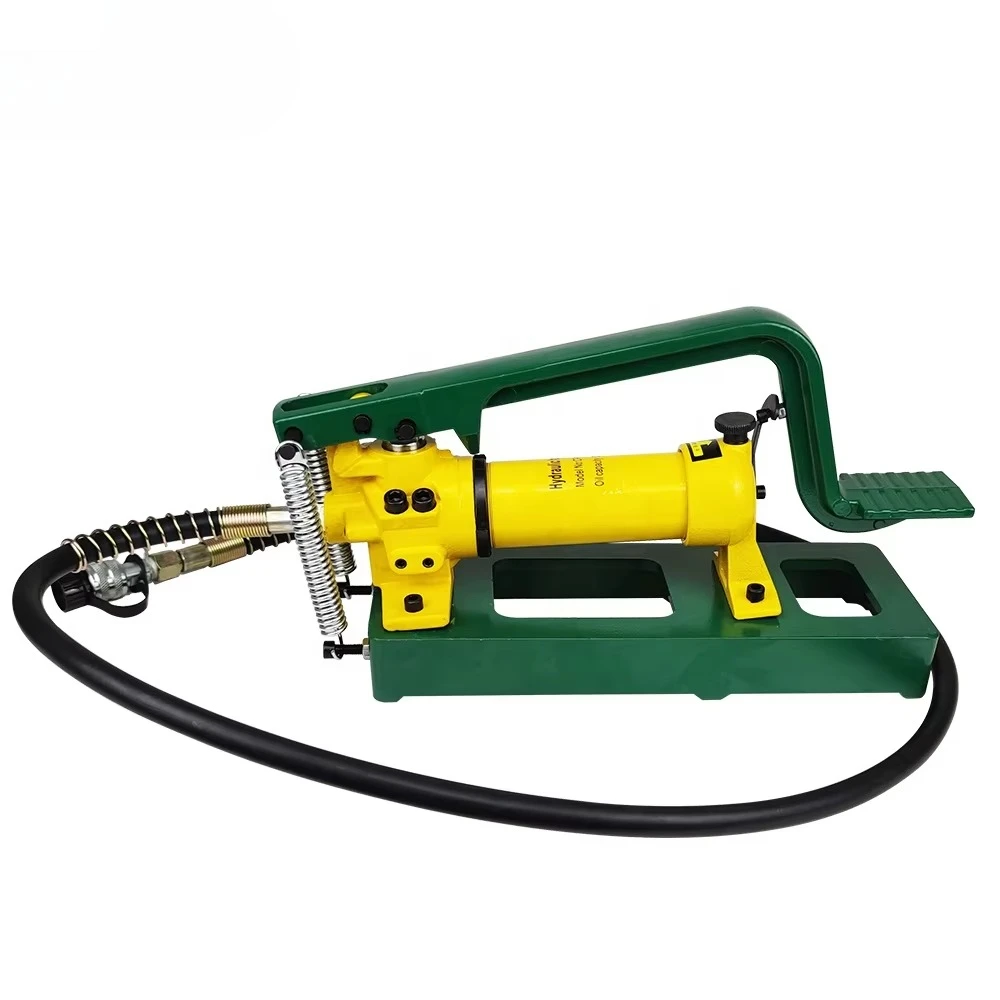 Portable Hydraulic Foot Pump 700bar High Pressure Metal Construction for Industrial Oil Transfer OEM Support
