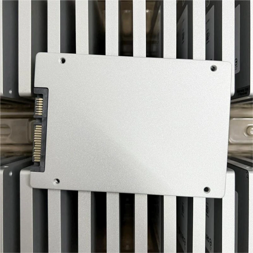 Brandnew original m500it 60g sata3.0 2.5 polegadas mlc unidade de estado sólido grau industrial ssd notebook desktop para micron 60gb