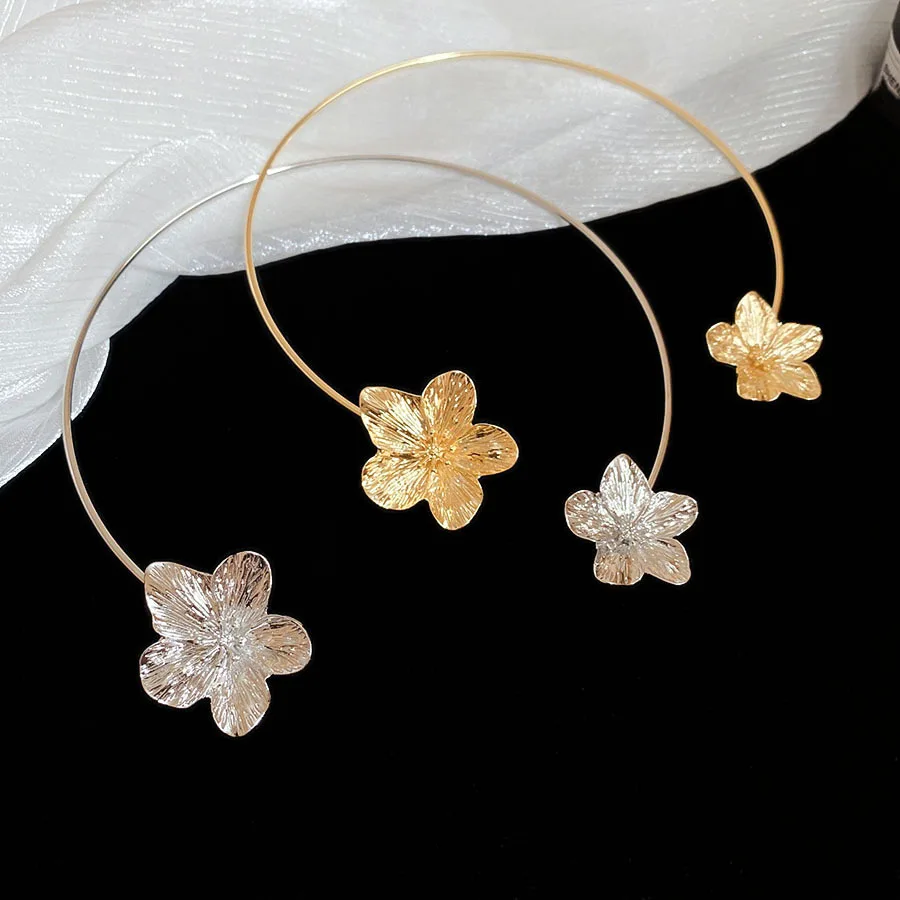 European and American Metal Flower Opening Collar Temperament Light Luxury High-end Necklace Design Jewelry Choker Women