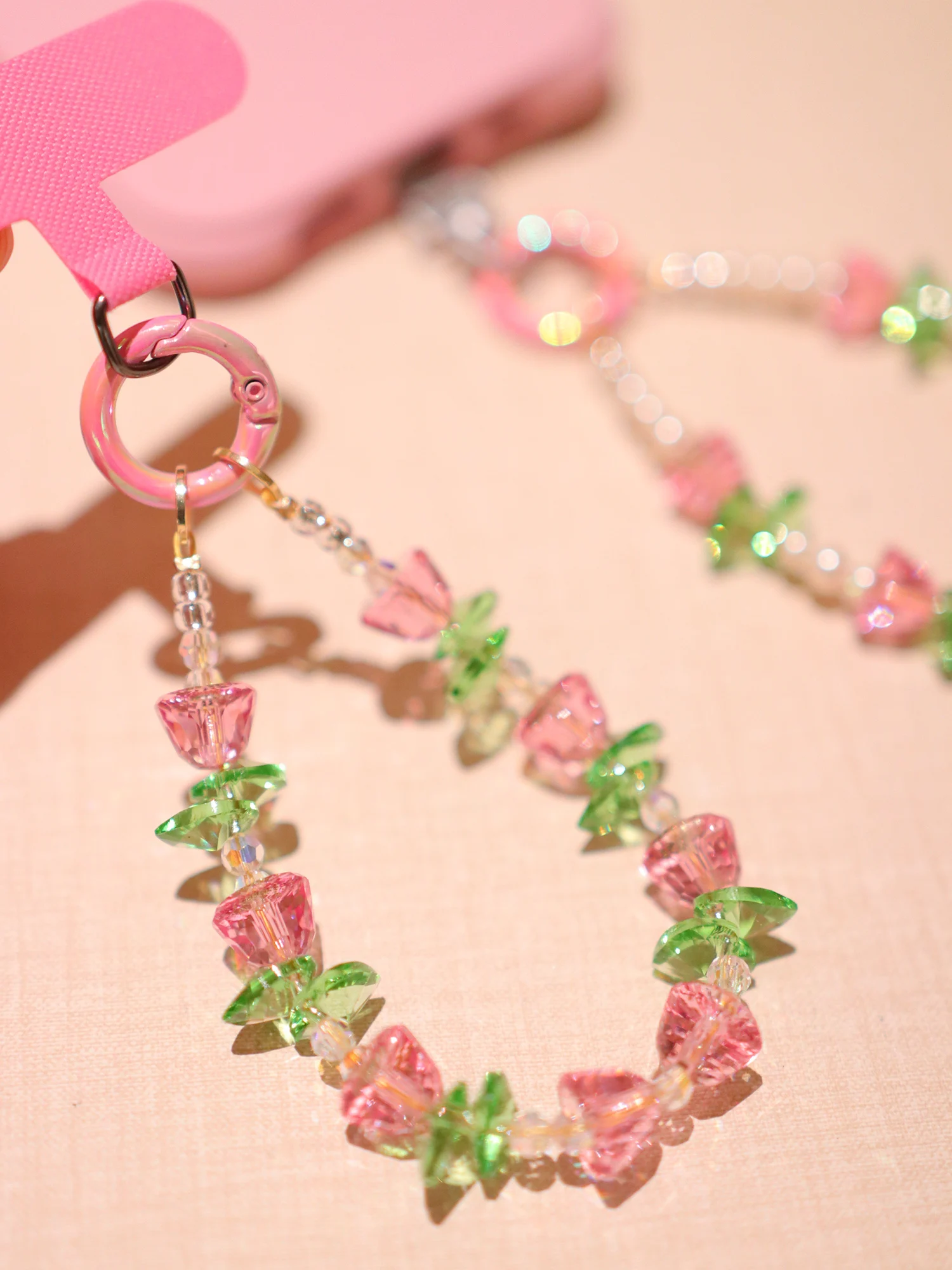 nuova-serie-primaverile-sle-tulip-bouquet-catenella-per-cellulare-in-cristallo-piccolo-ciondolo-regalo-creativo-accessori-festivi