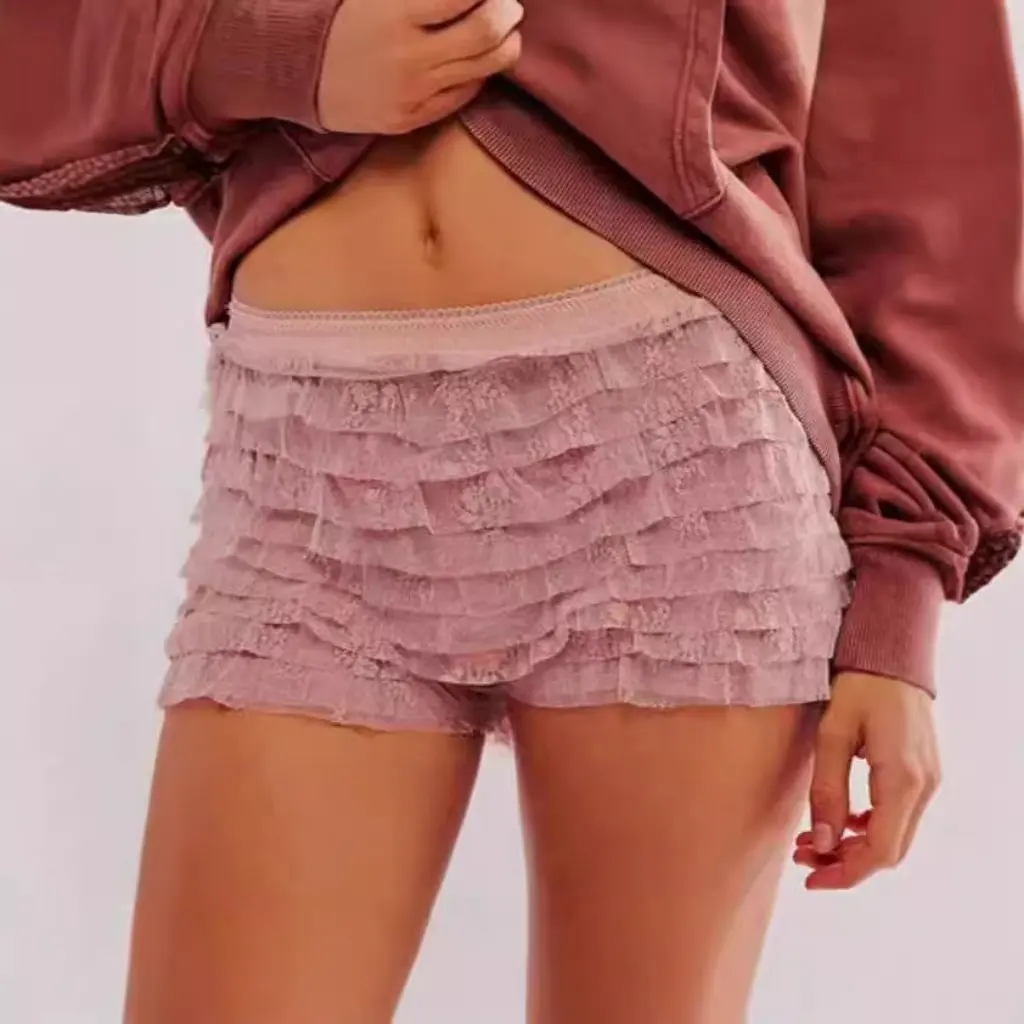 

Women's Ruffled Wave Solid Color Lolita Low Waist Shorts Culottes Beach Hot Pants for European And American Style