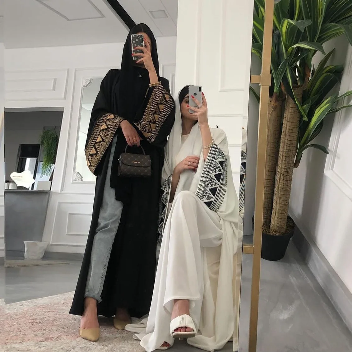 

Open Kimono Abaya with Embroidery Sleeves Dubai Abayas for Muslim Women 2024 Modest Turkish Outwear Islamic Outfit Kaftan Dress