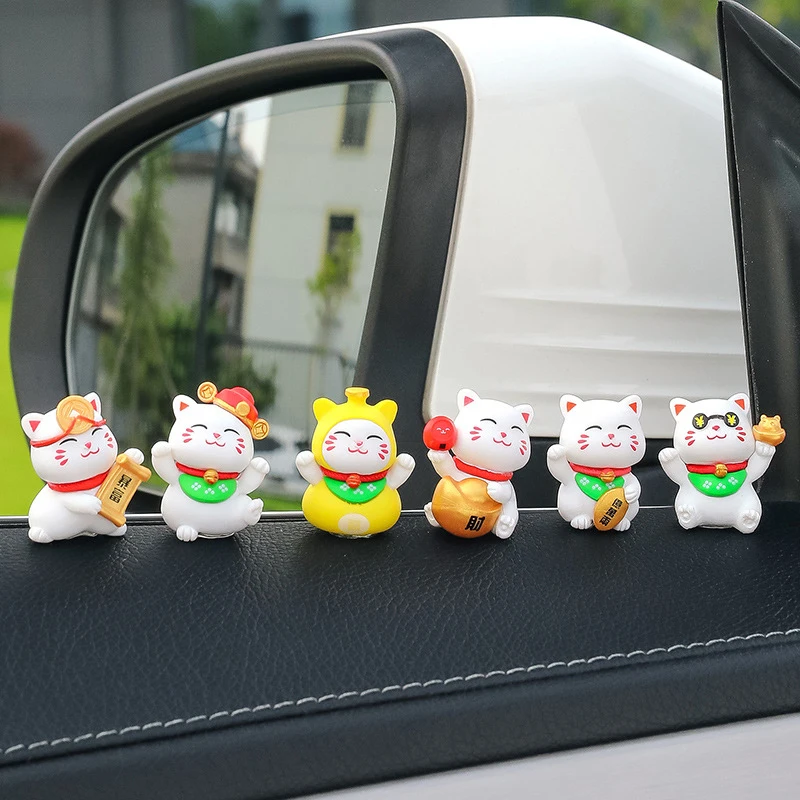 Cartoon Maneki Neko Ornaments Animal Figurine Cat Pig Model Lucky Wealth Desktop Car Decoration home decor