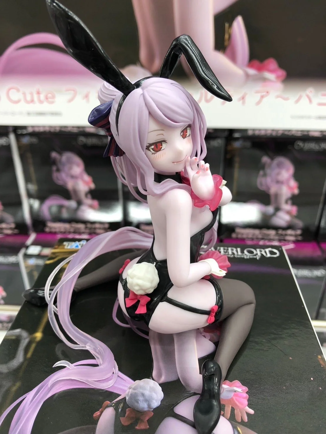 

TAiTO Desktop Cute OVERLORD Anime Shalltear Bloodfallen Bunny Girl Anime Figure OVERLORD Pvc Model Figurine Collection Toys