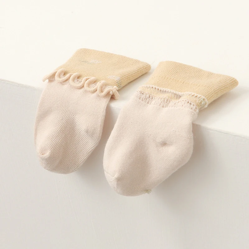 Algodão infantil Frilly Socks, macio, recém-nascido, bebês, meninas, crianças, Flower Pattern, alta qualidade