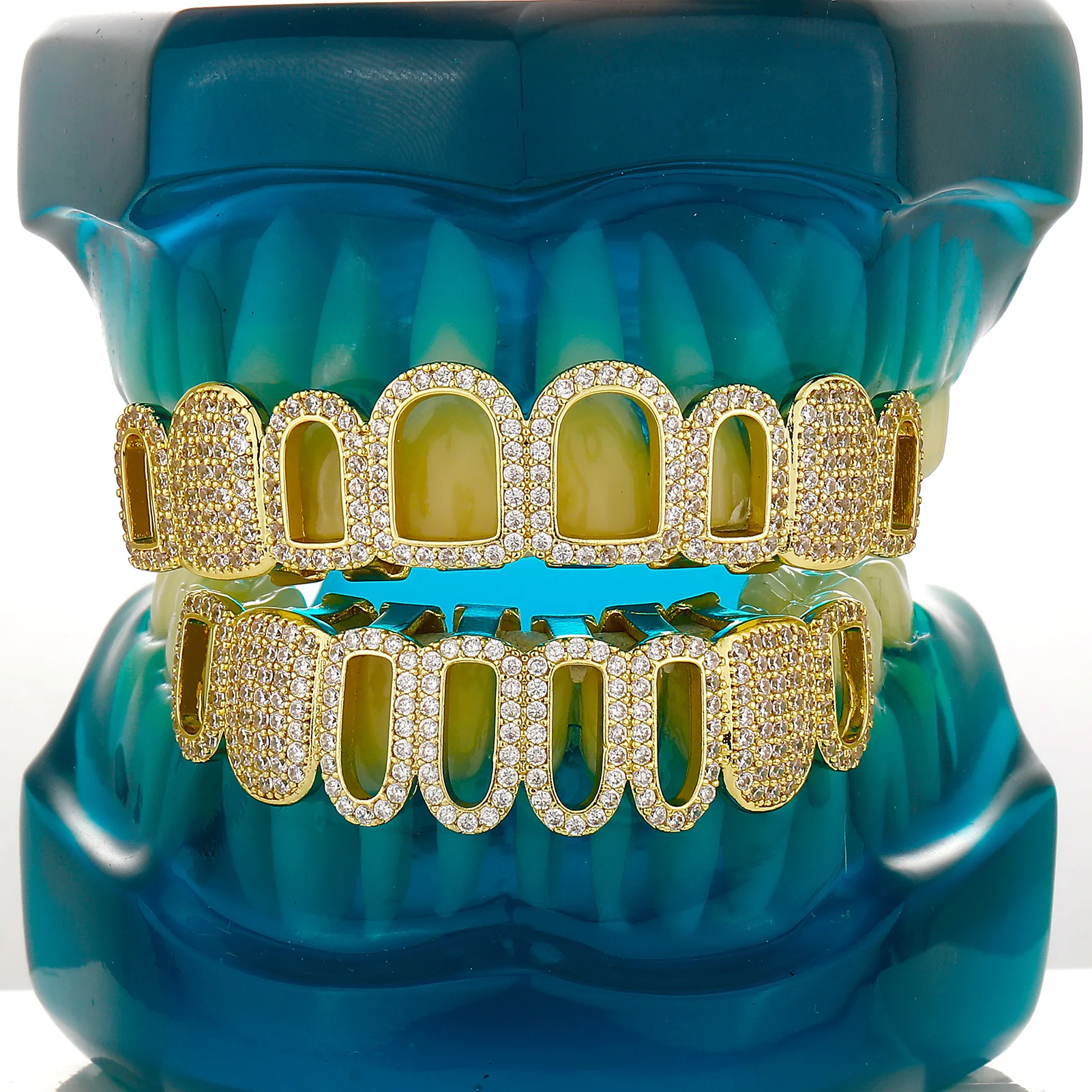 TOPGRILLZ Hollow Window Grillz Set 8 Oben 8 Unten Vergoldetes Kupfer mit CZ-Besetzter Kante Hip-Hop Dekorativer Zahnschmuck für Männer und Frauen – Detail 5