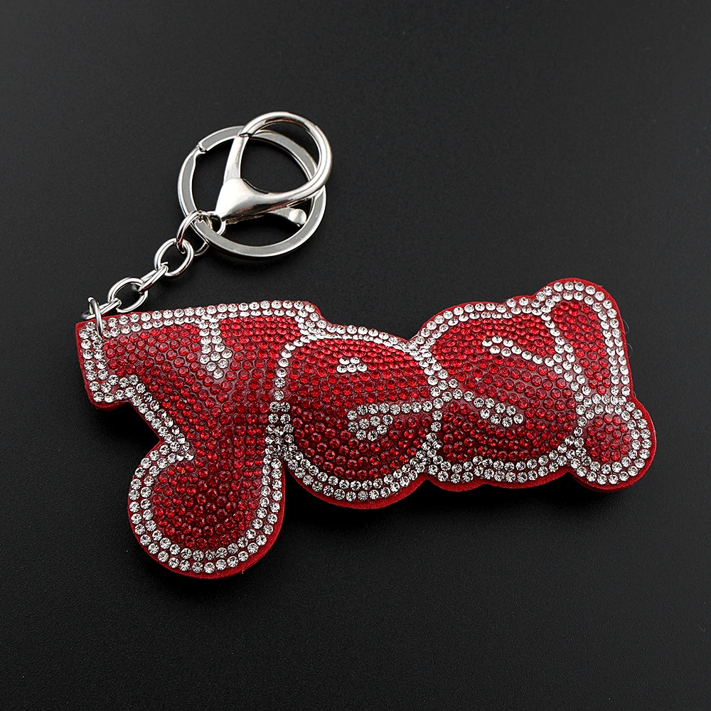 Bling Yes Buchstaben-Schlüsselanhänger für Frauen und Kinder, glitzernder roter Vollrhinestone-Taschenanhänger, lustiger Schlüsselhalter, Schmuckgeschenk – Detail 5