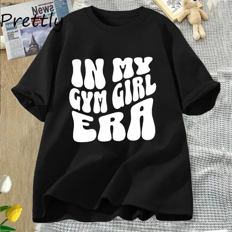 تي شيرتات نسائية بتصميم رياضي عتيق، تصميم مرسوم يدويًا قابل للتخصيص، ملابس شخصية بأسلوب عتيق عصري