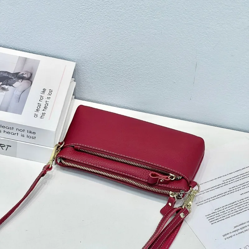 

Small niche luxury handbag, versatile women's handbag, hand-held handbag, minimalist women's mobile phone wallet