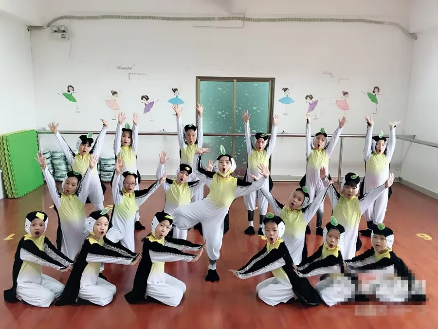 long-sleeve-penguin-costume-kids-halloween-animal-cosplay-clothes-school-dance-performance-jumpsuit-funny-cute
