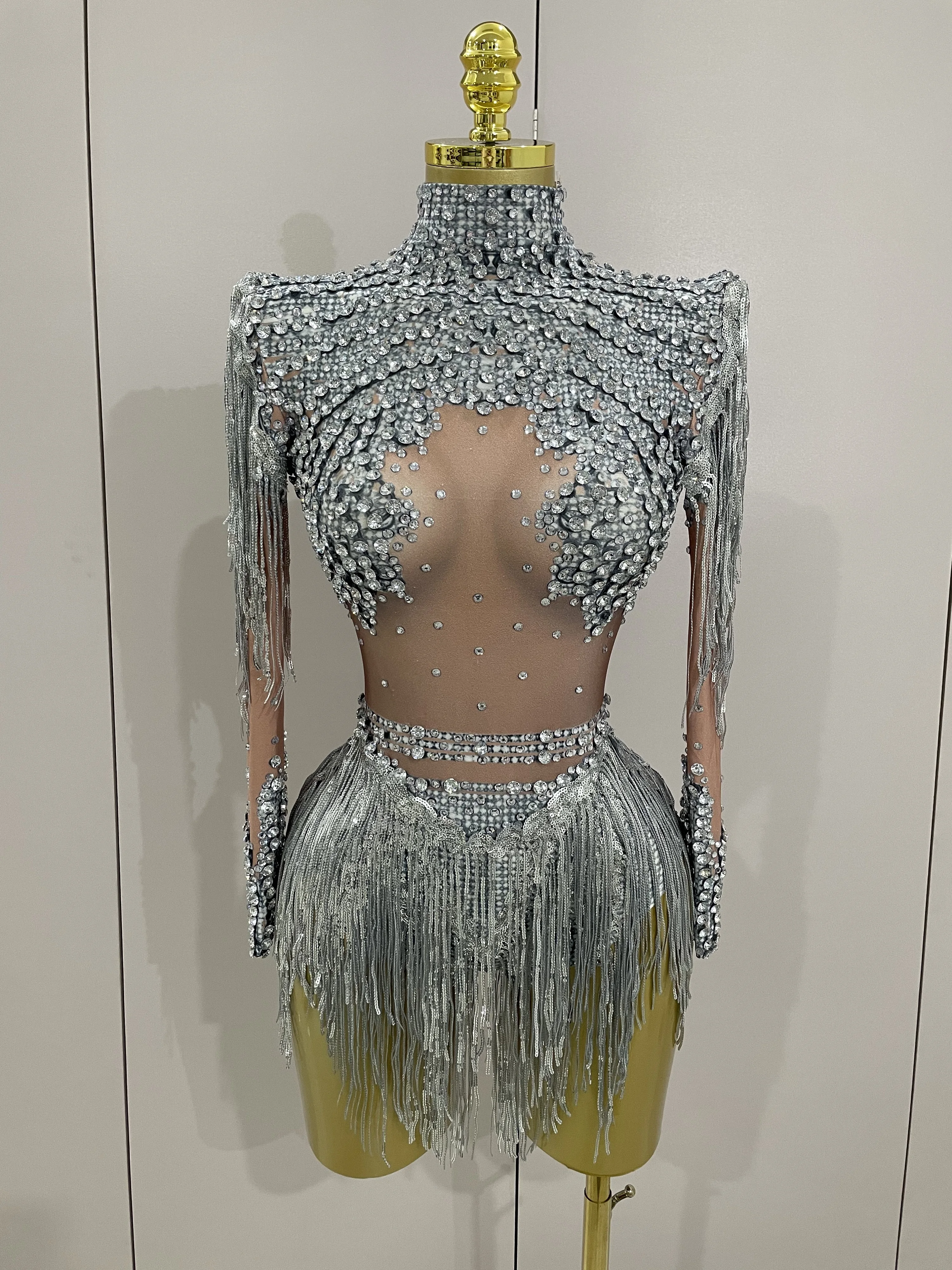 חליפות גוף מתיחה עם פנינים מבריקות, פנינים ותליון חרוזים לנשים, הגעה חדשה לשנת 2025, ליום ההולדת, למועדון לילה, לביצועים בבמה