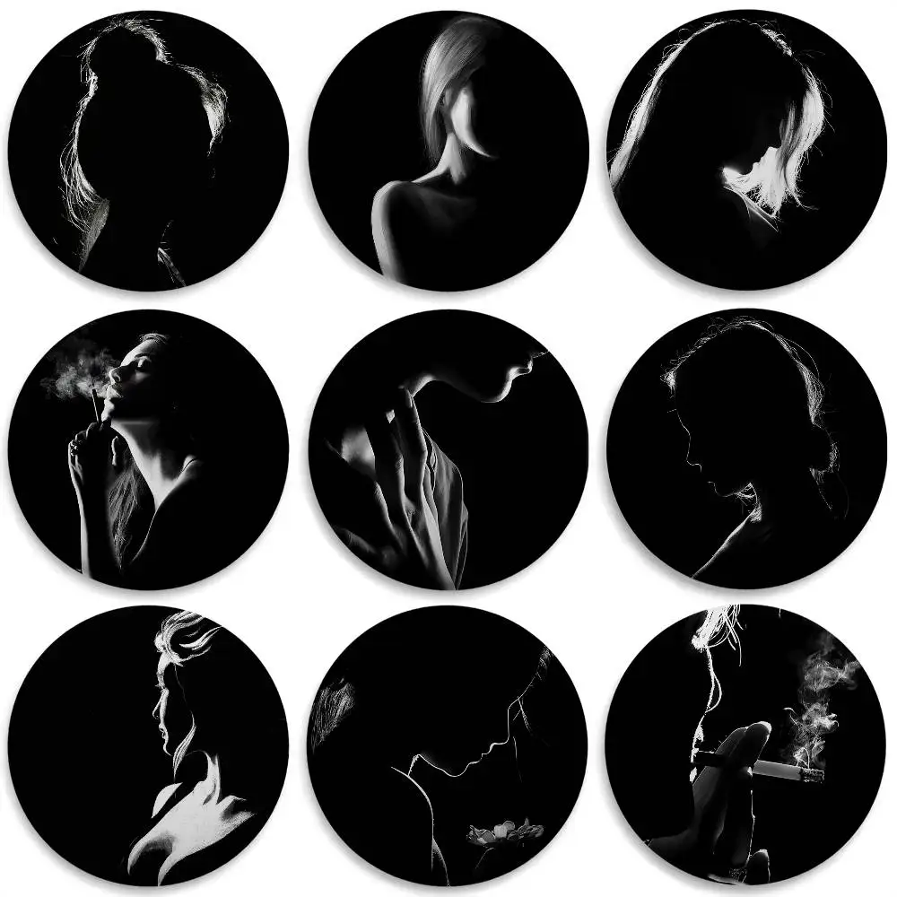 

Black Silhouette Sexy Beauty Badges Round Exquisite Badge Brooches Creative Pins For Clothes Hat Backpack Gift Accessories