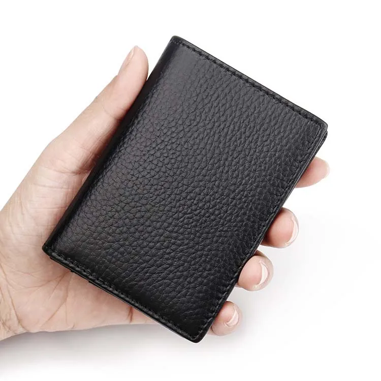 Skórzany Portfel Męski Bifold z Okienkiem na Dowód i Blokadą RFID - Etui na Karty Kredytowe i Dokumenty — zdjęcie 3