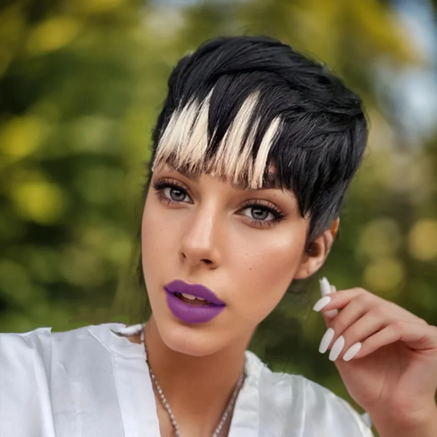 1b/613 블론드 컬러 우아한 숏 레이어드 픽시컷 가발 앞머리 포함 자연스러운 여름 일상용