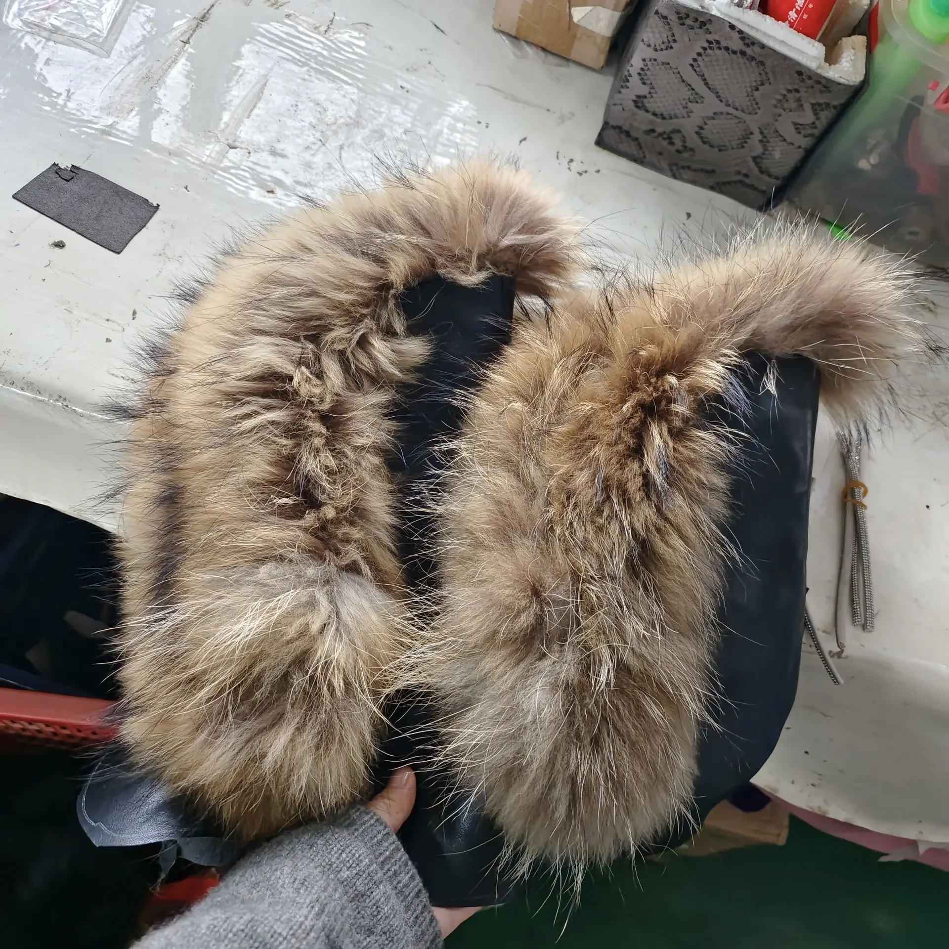 2026 Winter Fur Warm Fashion Boots Pointed Toe Super High Heel Thin Heels Catwalk Ankle Boots Ankle Strap Black Boot