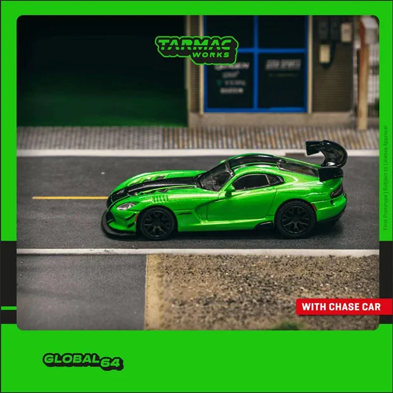 Tarmac Works 1:64 Model Car Dodge Viper ACR Extreme Alloy Sport Vehicle - Green Metallic