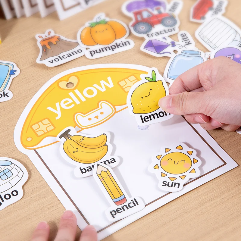 Libro silenzioso per neonati Giocattolo educativo Apprendimento precoce Riconoscimento dei colori con bastoncini riutilizzabili in velcro Pagine di buccia Gioco interattivo