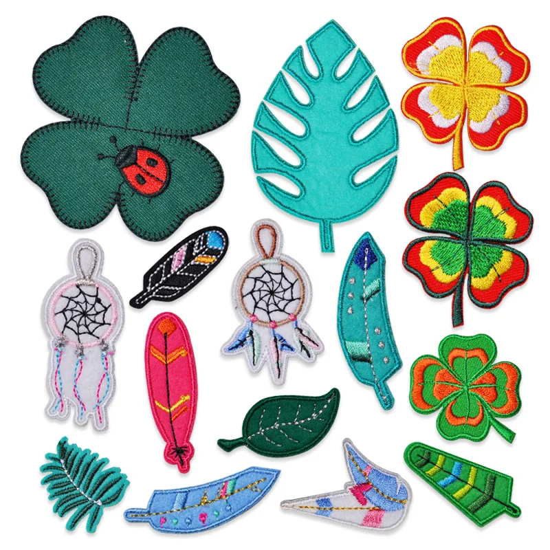 100pcs/Lot Luxury Embroidery Patch Feather Leaf Clover Dream Catcher Ladybug Clothing Decoration Accessory Craft Diy Applique