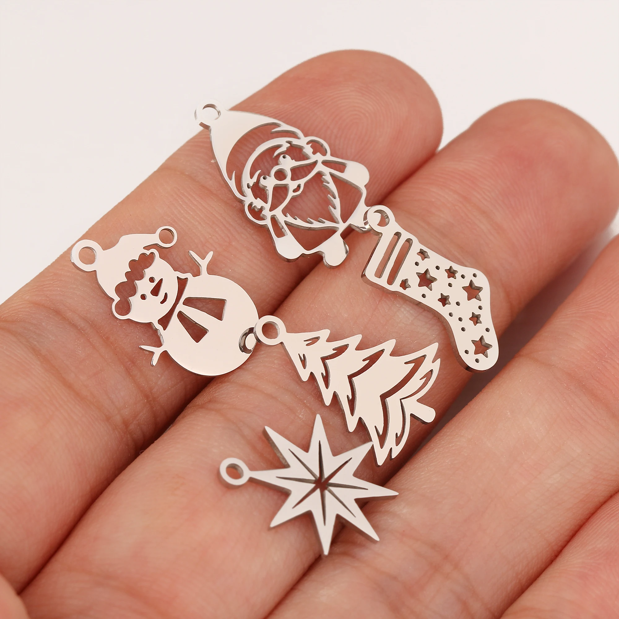 5Pcs/Lot Hollow Xmas Pendants Star Sock/Christmas Tree/Santa Claus Charm Stainless Steel DIY Necklace Bracelet Jewelry Makings - Image 3
