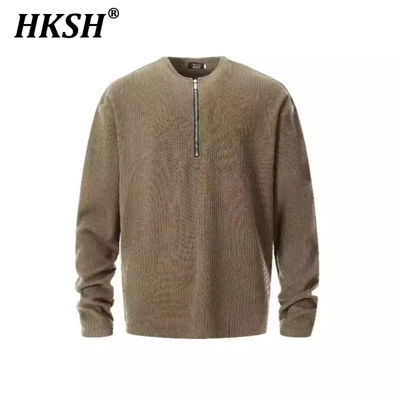 

HKSH Spring Autumn New Men's Tide Punk Half-zipper Long Sleeve Cashmere Sweater High Street Chic Elegant Pullover Women HK2268