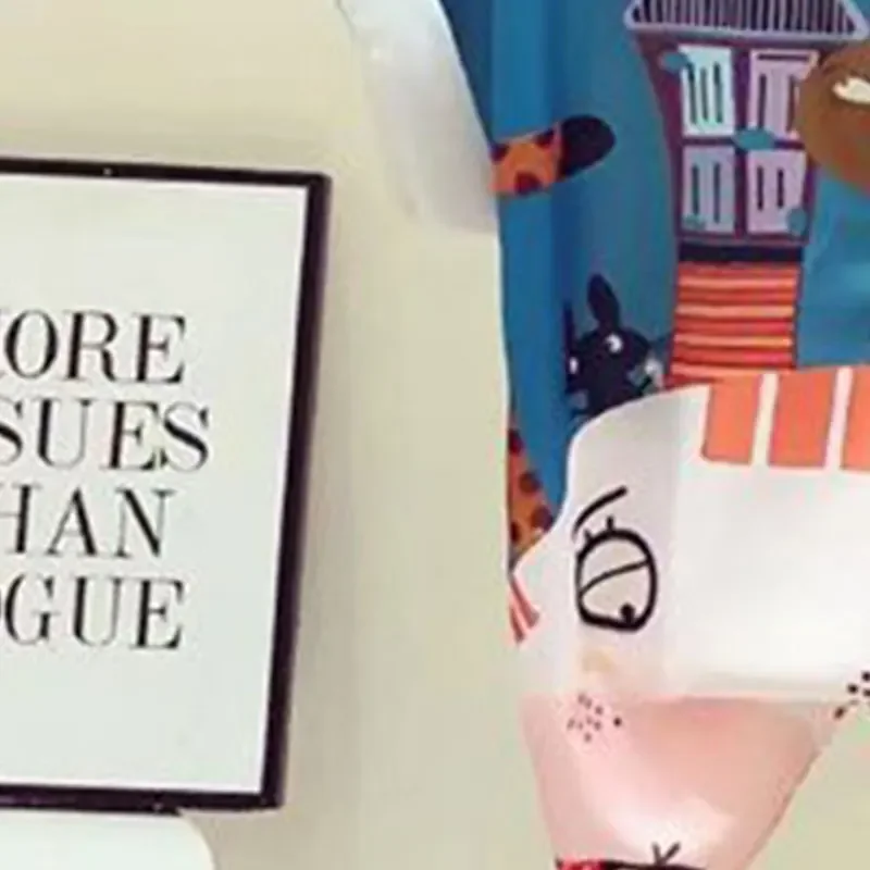 2025 Moda elegante Harajuku Slim Fit Abbigliamento donna Allentato Casual All Match Top Donna Patchwork Bottone Manica corta Blusa