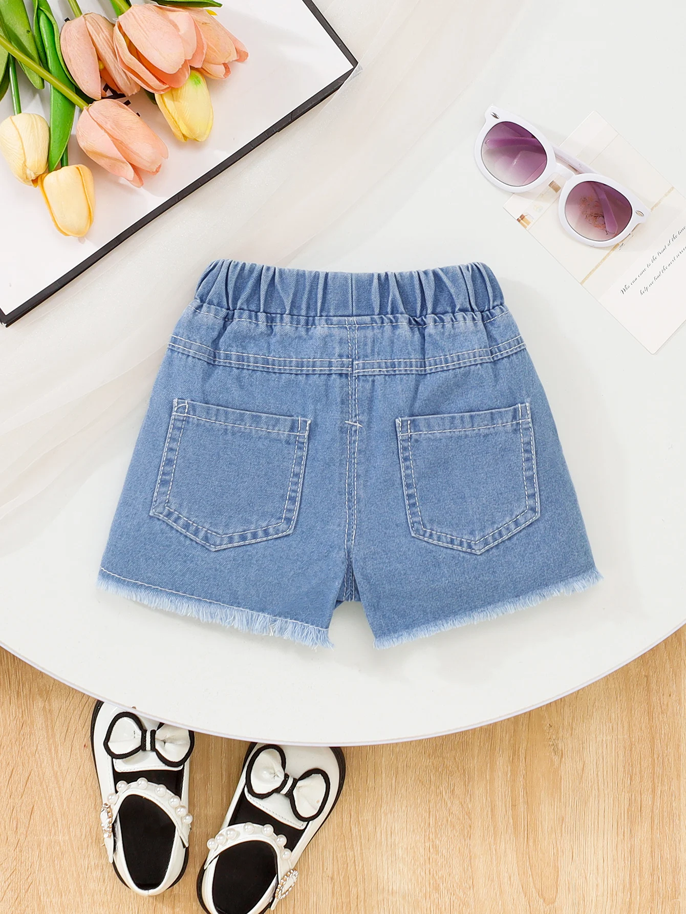 1 Stück Sommer-Jeansshorts für Mädchen mit Schleife und Fransen, süße Hotpants mit hoher Taille, süßer Stil, Alltags-/Outdoor-Bekleidung, 1–4 Jahre, weicher Denim-Stoff – Detail 3