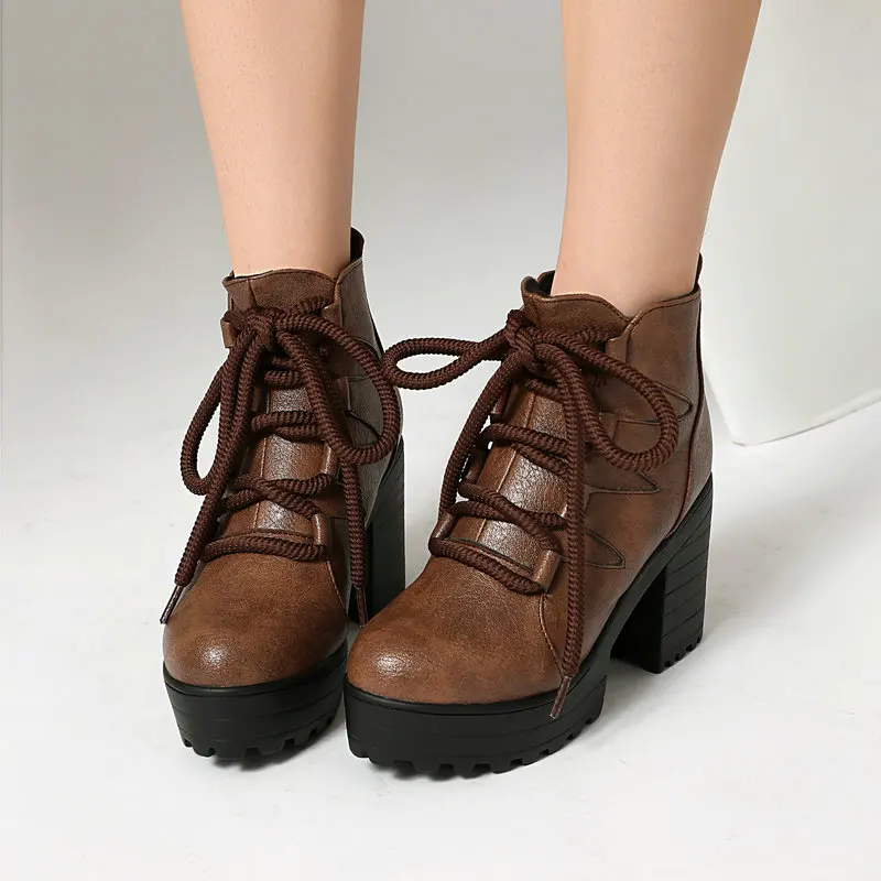 

Большой размер 34–46, коричневые, черные, с круглым носком, на массивном квадратном высоком каблуке, на платформе со шнуровкой, мотоциклетные ботильоны в стиле панк, зимняя обувь