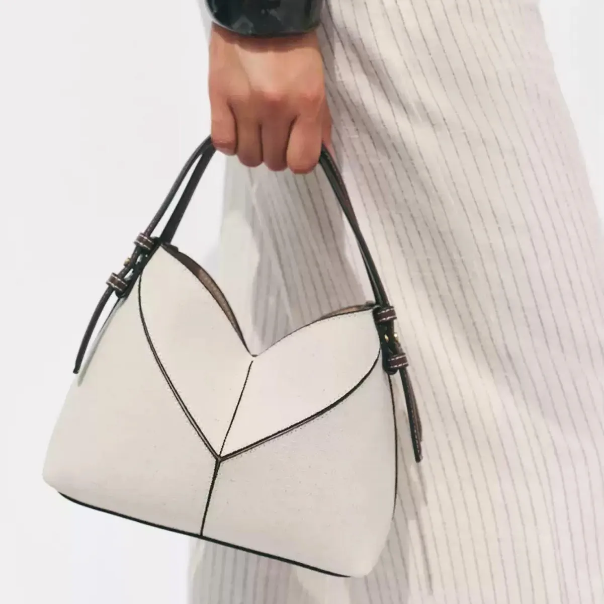 

Fashion Patchwork Bucket Bags for Women Canvas Handbags and Purses Designer Shoulder Crossbody Bag Small Commuting Bag Female