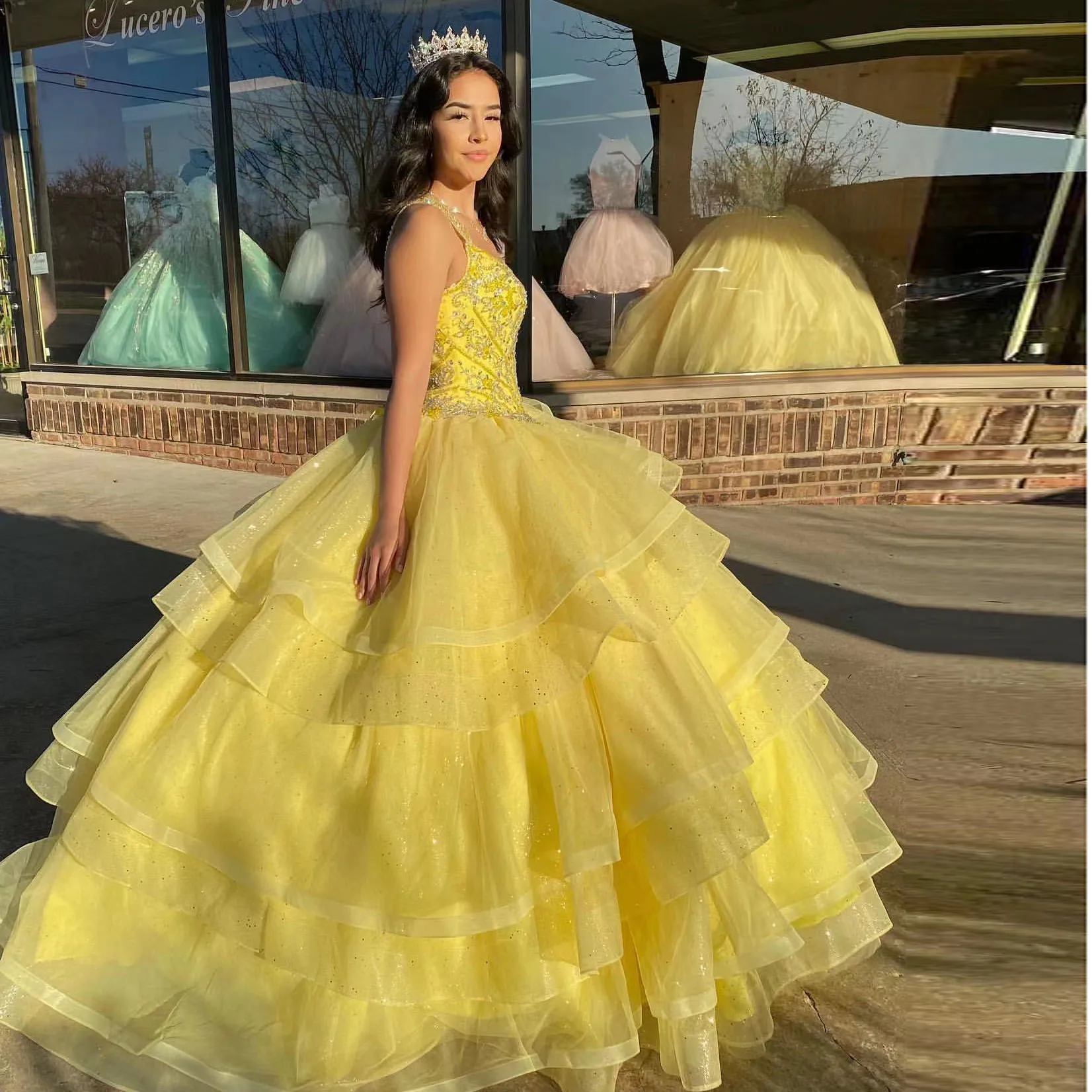 Vestido amarillo De quinceañera para niña De 15 Años, traje De baile para niña dulce mobico 16, con cuentas, sin mangas, para cumpleaños y graduación, 2022