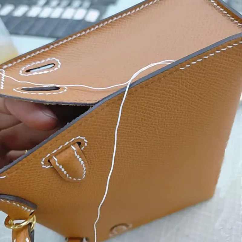2025 nuevo bolso de mano para mujer, bolso de mano de cuero Epsom personalizado auténtico, bolsos de hombro de alta calidad, maletín de viaje hecho a mano para mujer