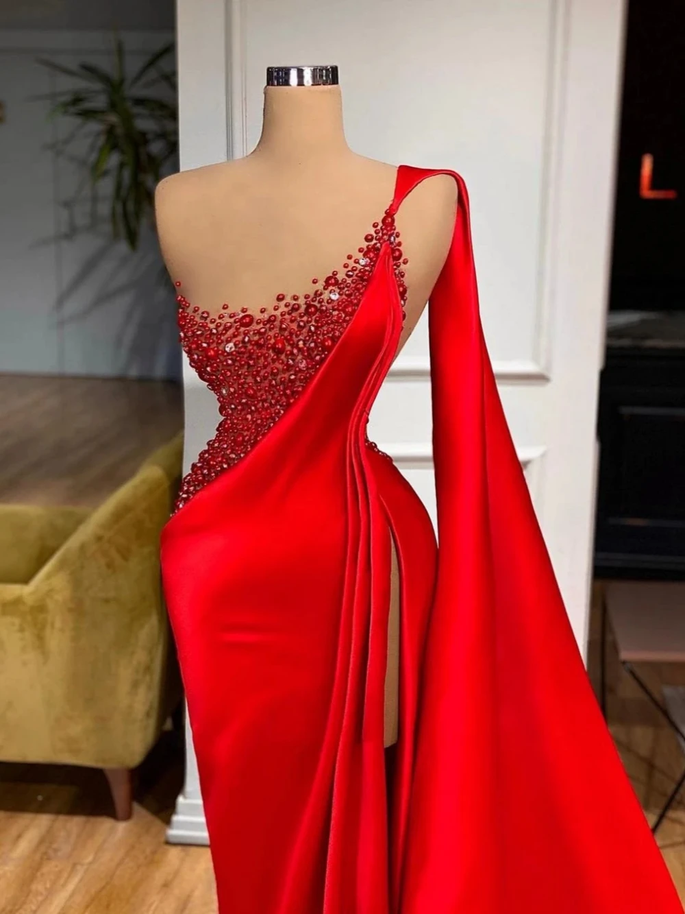 Sexy Side High Slit Cocktail Dresses Sparkly Pearls Evening Dress Elegant One Shoulder Mermaid Long Prom Gown Robe De Mariée