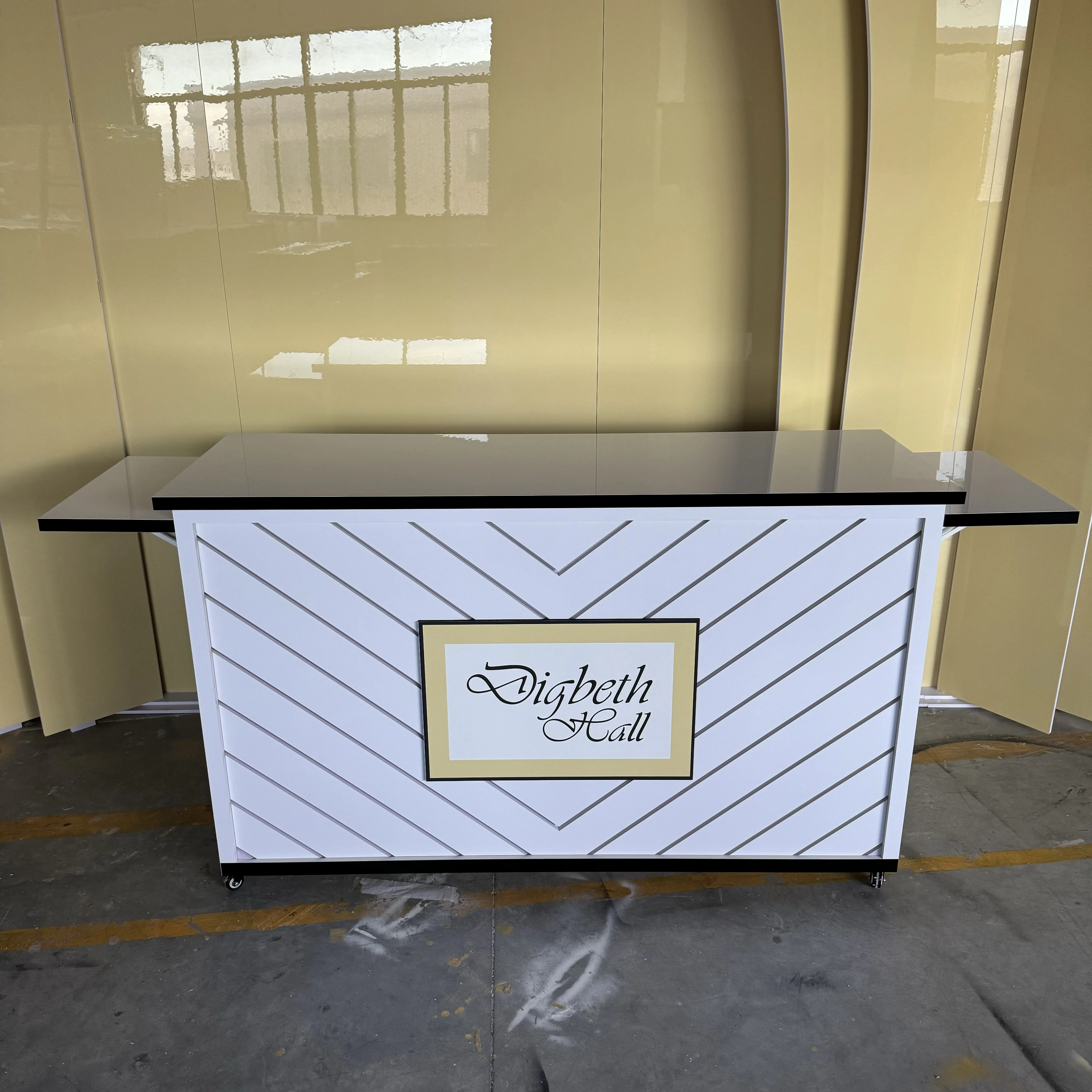Best Selling White Pvc Acrylic Bar Furniture Wedding Banquet Reception Party Event Wedding Bar Table