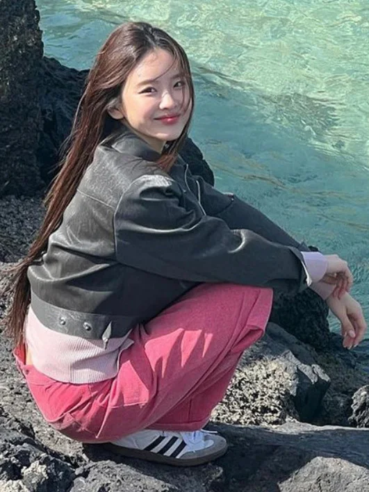 Sweet American Sle Pink Long Sve Rits Jaet ort Bovenkleding Dames Nieuwe Lente High-End Klein Formaat Leer Jaet