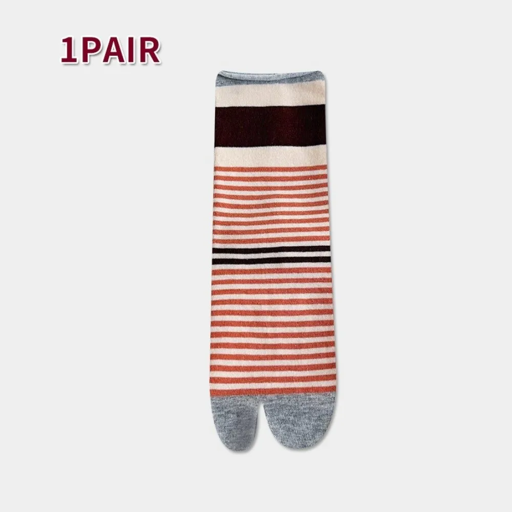 Retro Striped Split Toe Socks Casual Knit Mid-Calf Length Mid-Calf Socks Japanese Style Split Toe Construction Roll Top Socks