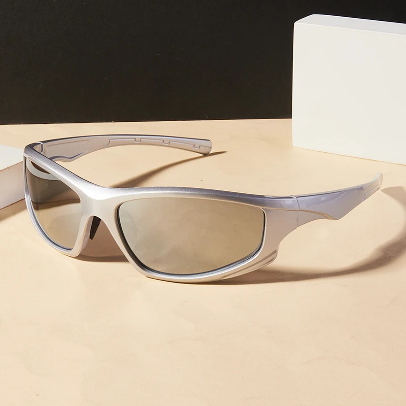 1Pc ユニセックス スポーツグラス 新しいクールでトレンディな未来的なテクノロジースタイル ニッチデザイン カジュアル 多用途 日常 アウトドア ハイキング サイクリング Windp