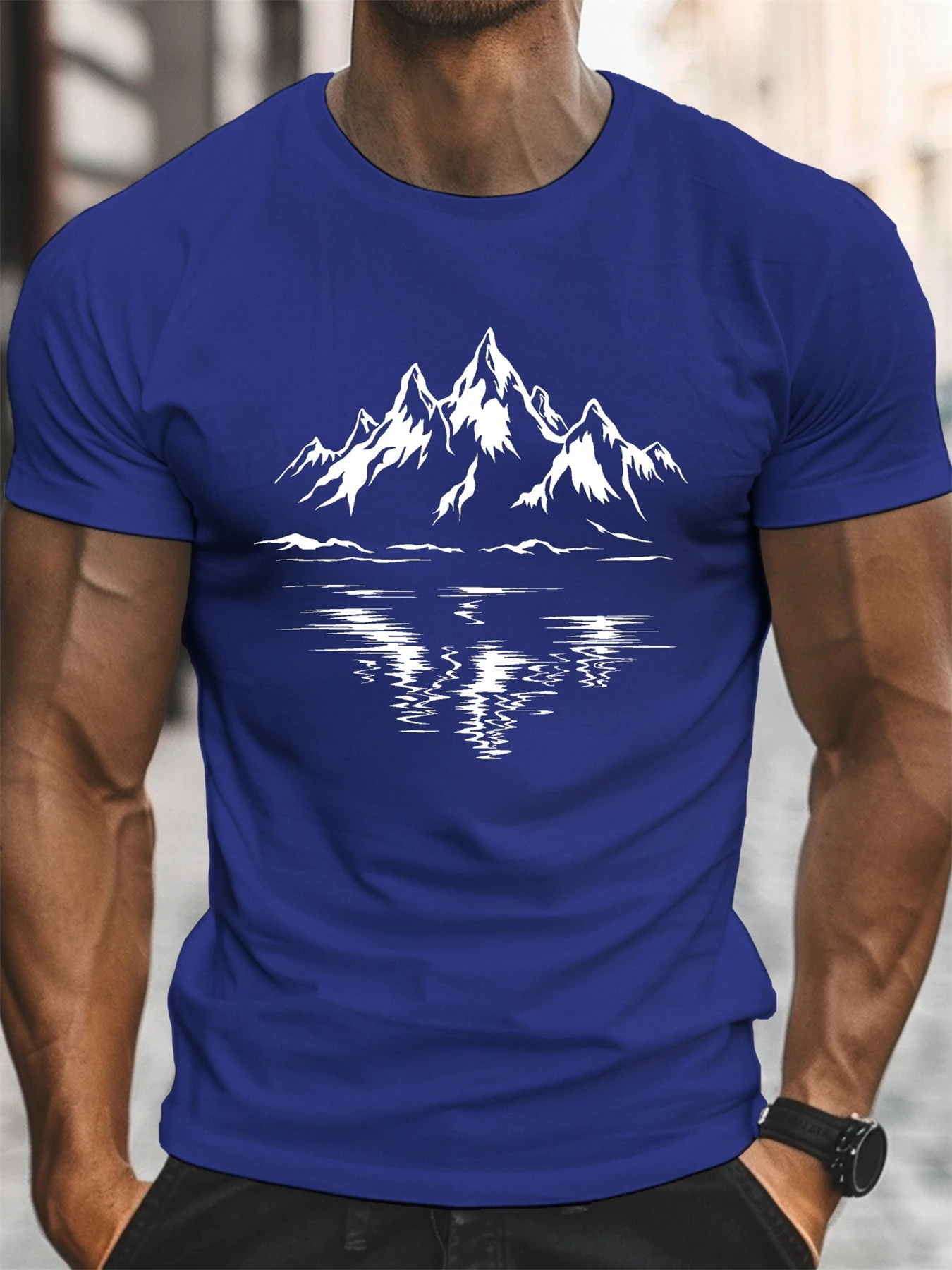 موديل جديد 2025 للرجال صيف 100 قطن عصري غير رسمي فضفاض كبير نمط جبل هندسي مطبوع رياضي رقبة مستديرة قصير